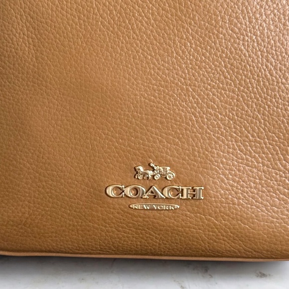 Authentic Coach Ellie Tan Leather Shoulder Bag - Picture 6 of 14